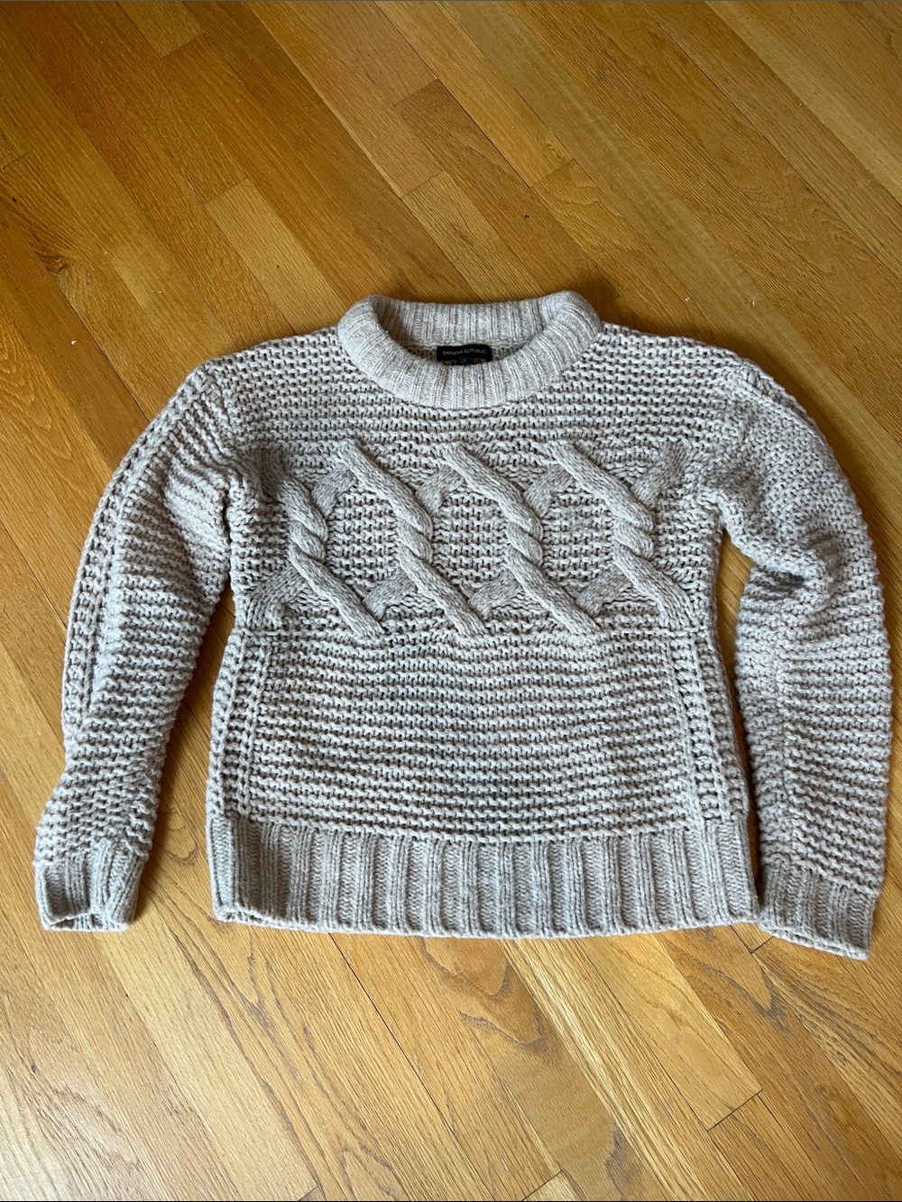 Women’s Chunky Cable Knit Sweater - Cream